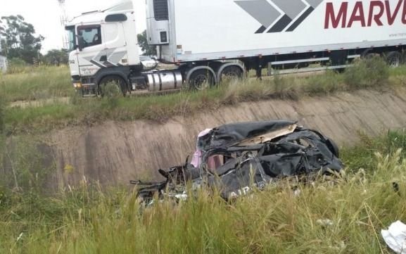 Se mató un matrimonio platense en un accidente en Entre Ríos y sus hijas están internadas