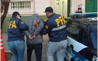 Tenía prisión domiciliaria pero se las ingeniaba para distribuir desde La Plata pornografía infantil