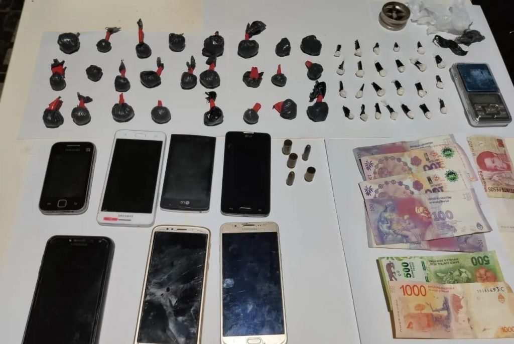 Desbarataron una banda narco y fueron detenidas 15 personas