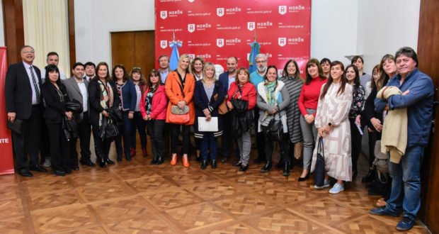 Tagliaferro con directores de escuelas privadas: “Seguimos trabajando junto a las instituciones educativas de Morón”