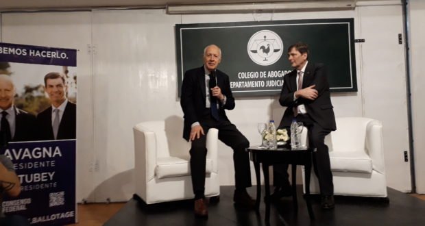 En el Colegio de Abogados de Morón: Lavagna comparó la crisis de 2001 y propuso subir el gasto y bajar impuestos