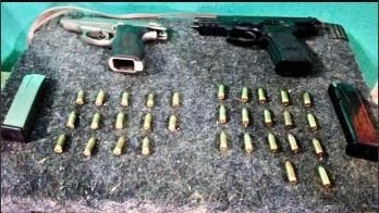 Desbaratan banda narco en Hurlingham: drogas, armas y motos secuestradas