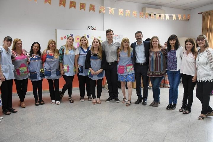 Ghi compartió el inicio de clases del Jardín Maternal Nº 15