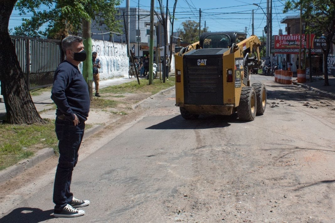 Inició el plan de obras de repavimentación en William Morris