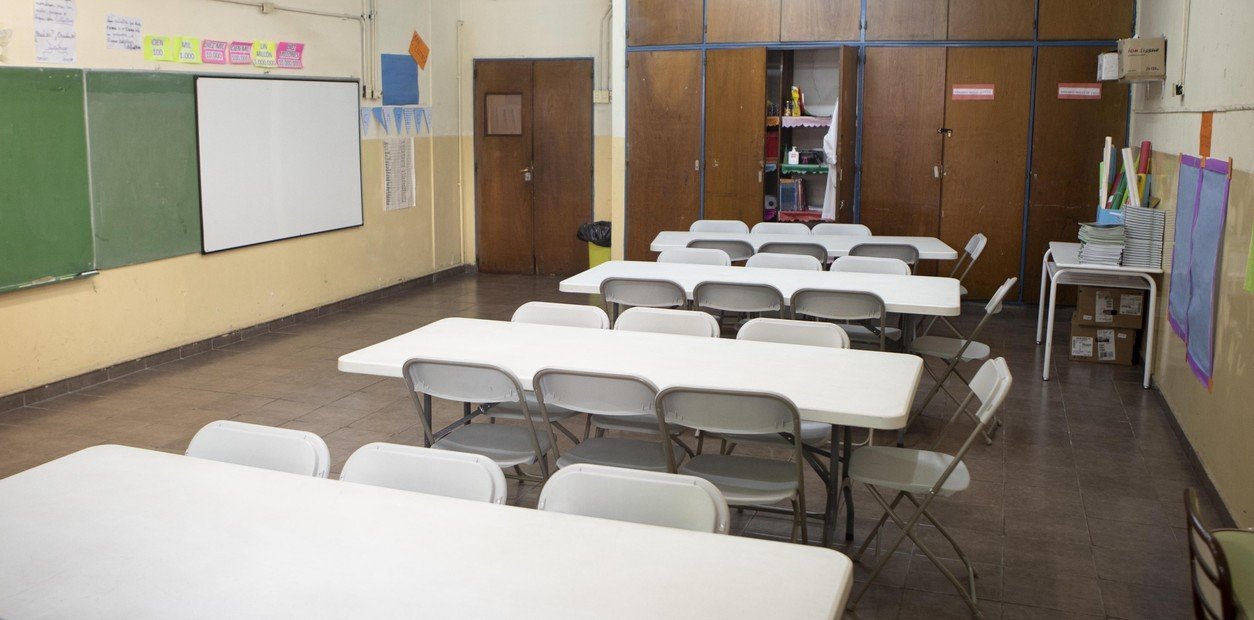 Golpe a un colegio de La Plata: robaron todas las computadoras y tuvieron que suspender las clases