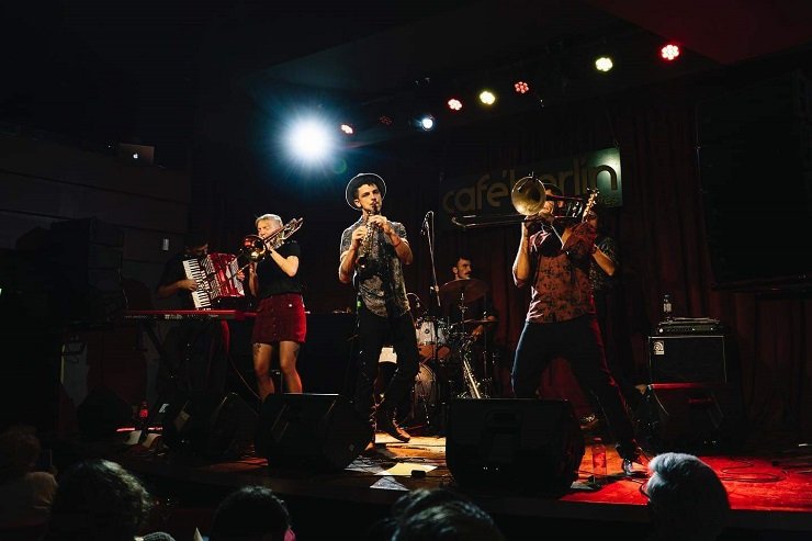 Presentación de la exhibición ¡Buen día, te amo!