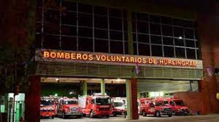 El recorrido de los Bomberos Voluntarios para Reyes Magos