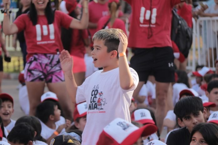 plaza San Martín Morón: gran cierre de colonias de verano 2023