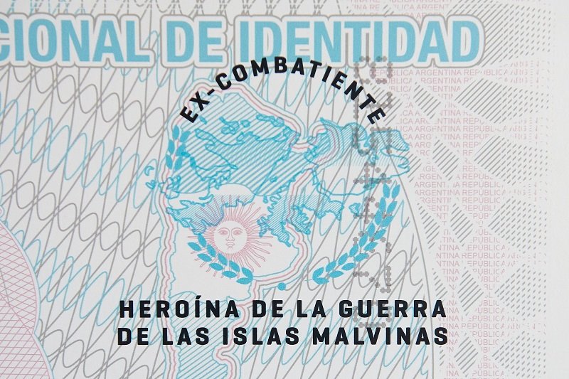 DNI. Primeros DNI con reconocimiento de Héroe y Heroína de Malvinas.