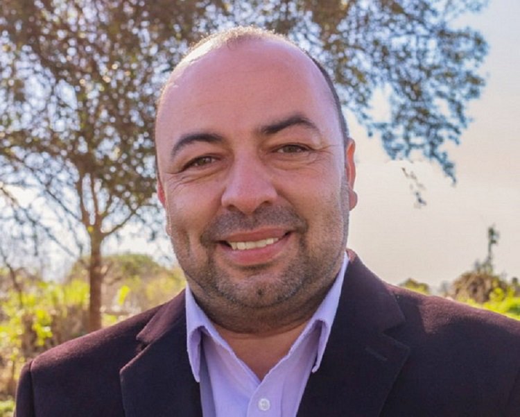 Eduardo “Lalo” Creus: "Yo soy candidato de Patricia acá en el distrito".