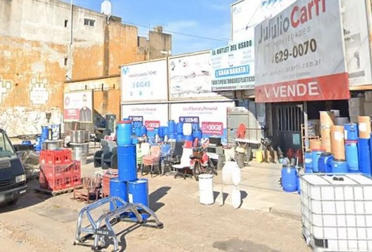 Golpe comando a un comercio de contenedores en Castelar
