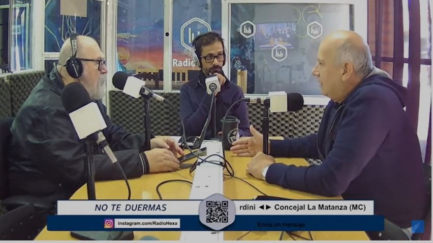 Verdini. “La política está yendo por un lado y la realidad va por otra”.