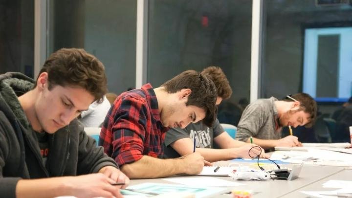 ingresantes Los ingresantes a universidades nacionales crecieron más de 67% en los últimos diez años