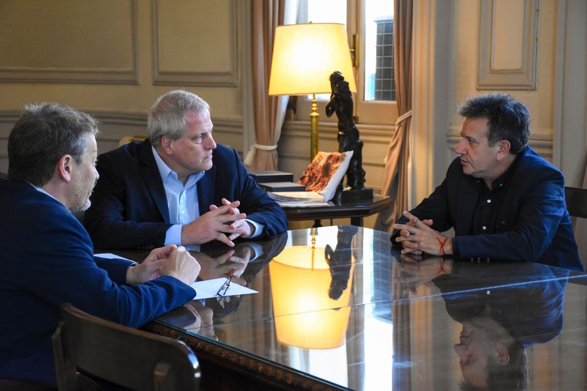 Perczyk repudió la violación a la autonomía universitaria y se reunió  con el rector de la Universidad Nacional de Jujuy