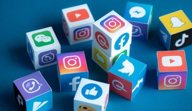 Ángeles Herrera. “Las redes sociales son un reflejo de la sociedad”.