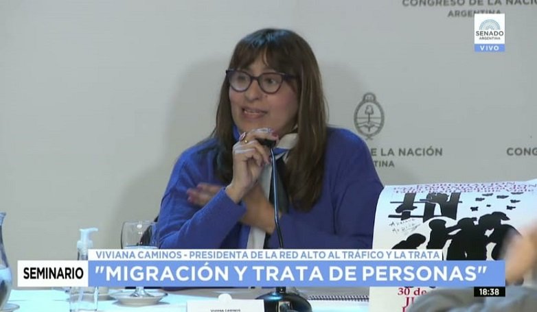 Viviana Caminos continuó hablando de su seminario en el cual informa cómo actúan los grupos coercitivos y sectas.