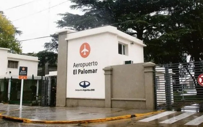 funcionarios Aeropuerto El Palomar: Harán una reunión para su reapertura