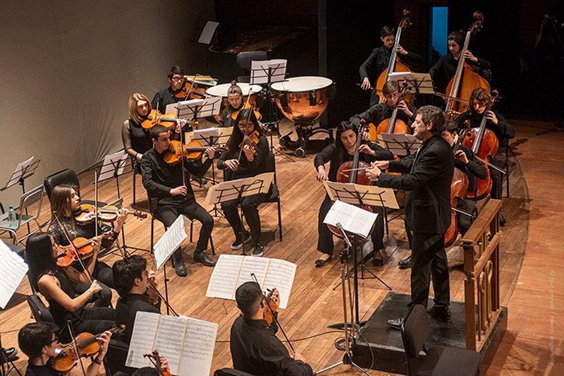 Camerata Académica rendirá tributo a Eduardo Rovira.