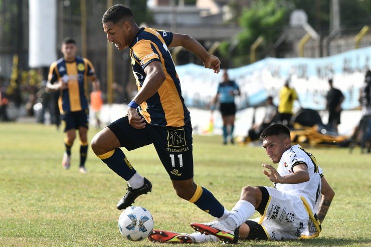 Nicolás Martínez concentró a 22 jugadores.
