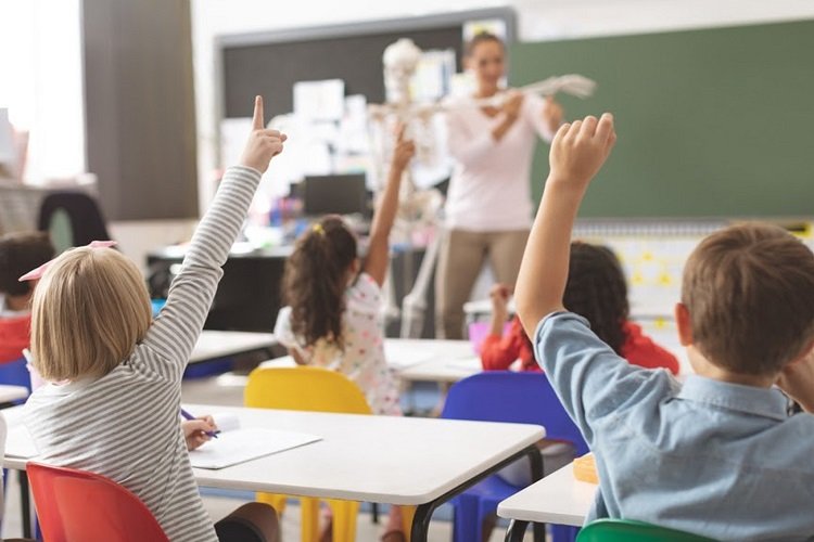 No hay plata para la educación pública, pero sí para la privada