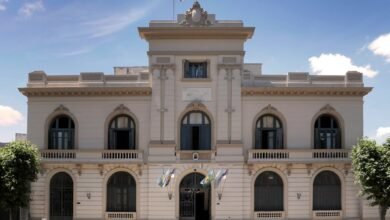 El intendente. Fernando Espinoza, decretó asueto administrativo.