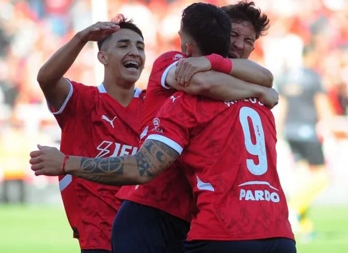 Vélez sigue de racha, el Rojo volvió a sonreír y ¿Belgrano con nuevo DT?