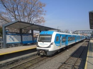 Belgrano Sur. The Government suspends the electrification of.