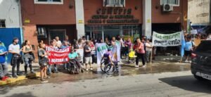 Abrazo. Se realizó el segundo abrazo simbólico a CEMEFIR.