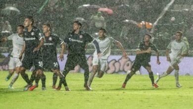 Domínguez decidió presentar la renuncia en Velez.