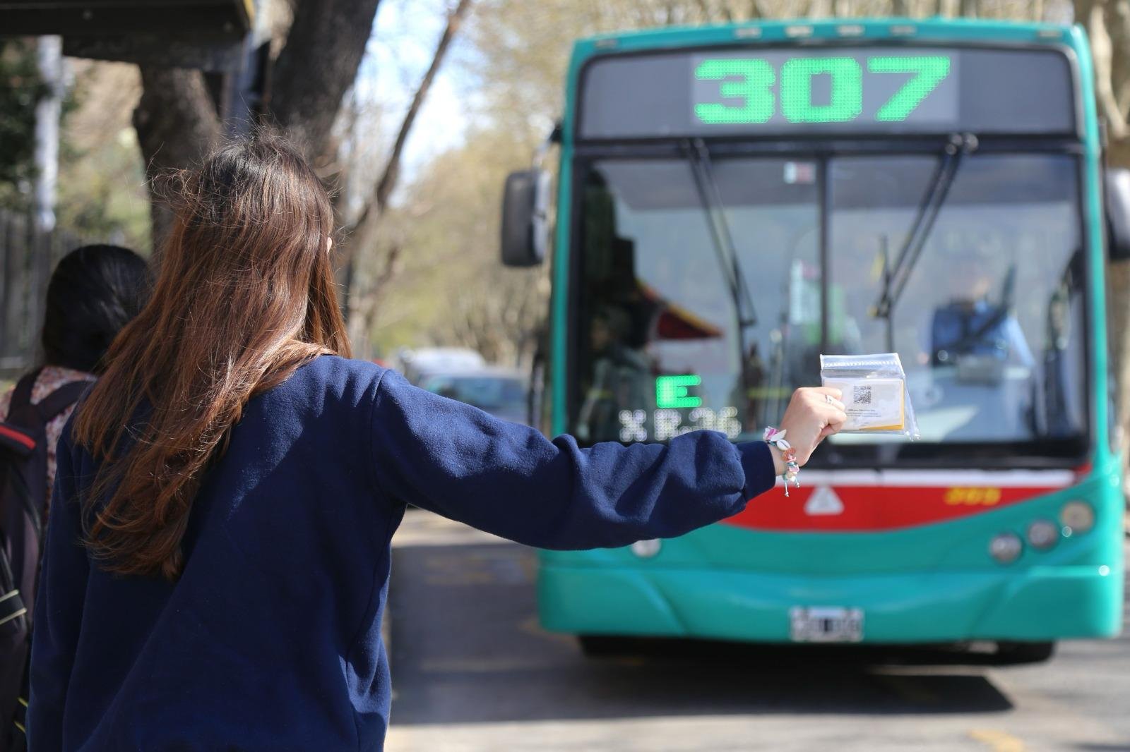 CON UNA INVERSIÓN DE $10.600 MILLONES, TRANSPORTE ACREDITÓ