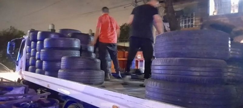 Secuestraron más de 300 neumáticos en Morón sur tras de detención de tres robarruedas