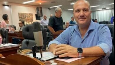 Lampa cuestionó la falta de coherencia.