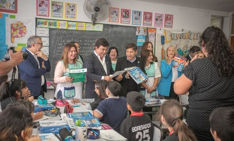 Kits. “Estamos muy felices, en esta hermosa escuela".