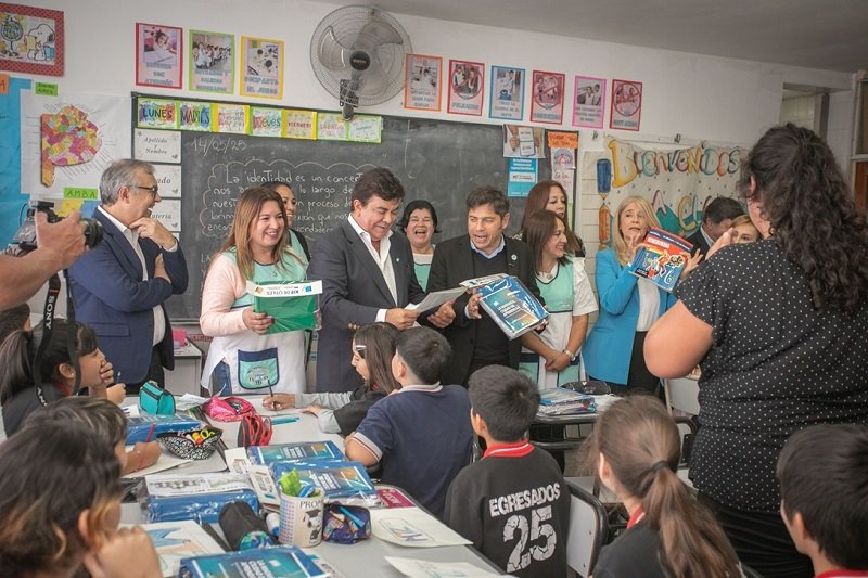 Kits. “Estamos muy felices, en esta hermosa escuela".