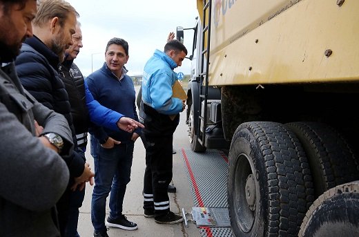 Marinucci y Granados encabezaron un control de cargas.