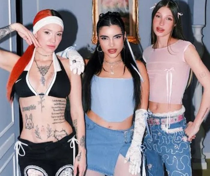 Briella se unió a dos referentes de la escena argentina.