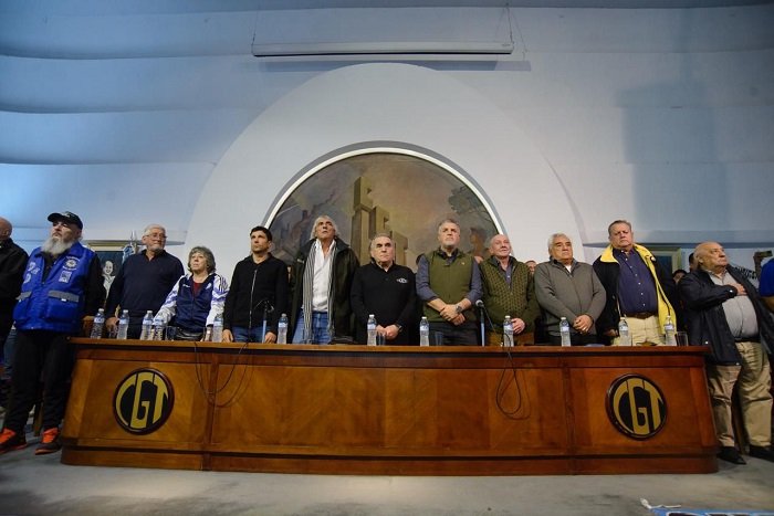 Transportes al límite: gremios en pie de guerra.
