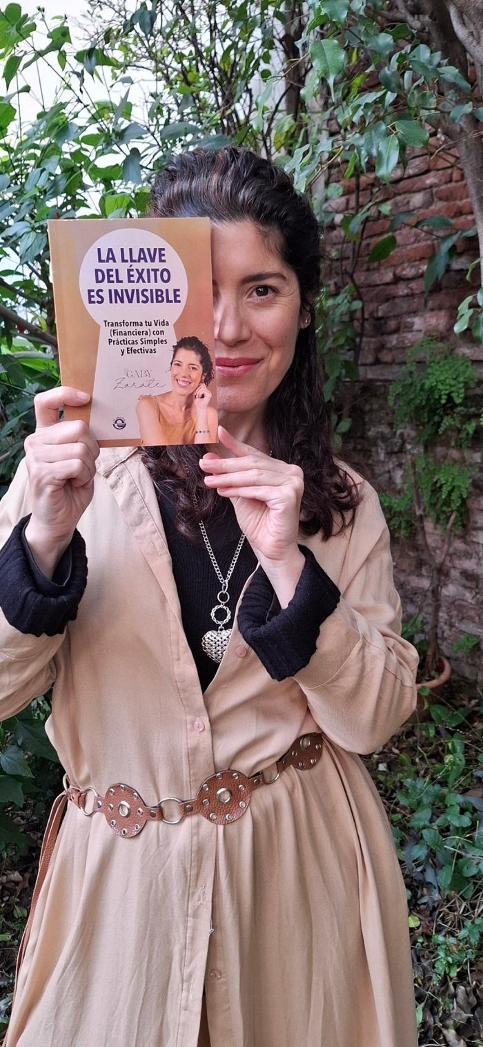 Gaby Zárate presenta en Buenos Aires su libro.