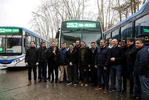Transporte recuperó el servicio de colectivos 352.