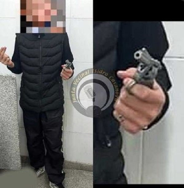 Padres preocupados por alumno armado.