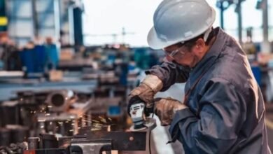 La industria en alerta: caída de producción, empleo y salarios.