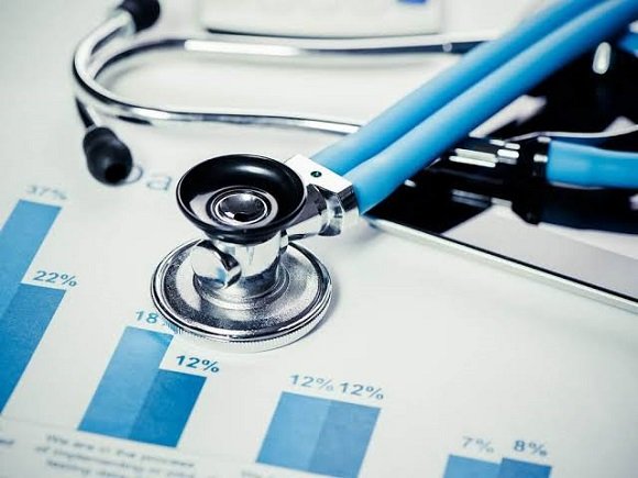 La ANMAT coordina el Sistema Nacional de Farmacovigilancia.