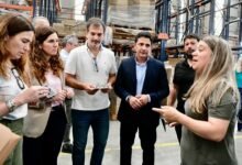 Morón. Marinucci, Jimena López y Sebastián Galmarini en Morón.