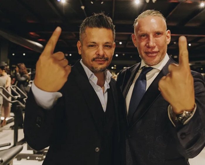 Gimnasio.Primer gimnasio de alta tecnología del país.