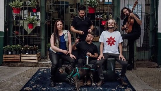 Música. "De niño me recuerdo escuchando el vinilo de He-Man".