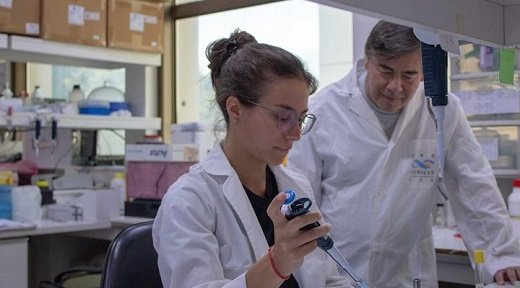 CONICET.  Superbacterias. Antibiótico de última generación