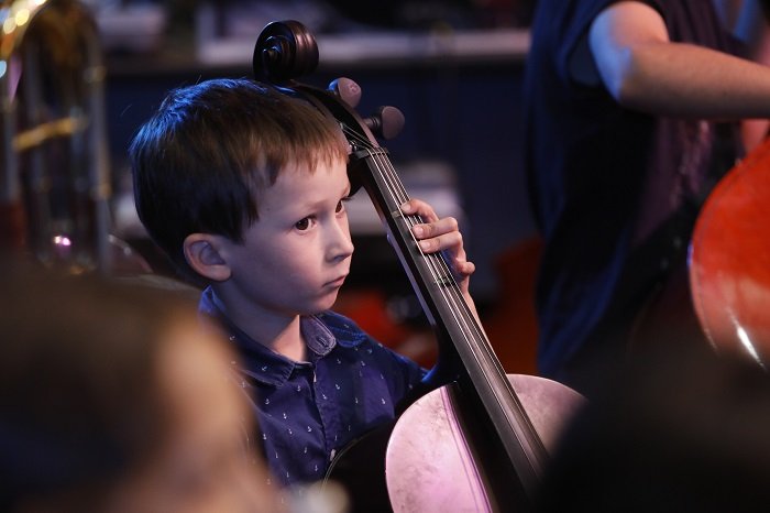 Concierto. Se presentó la Orquesta de Cámara MTZ.