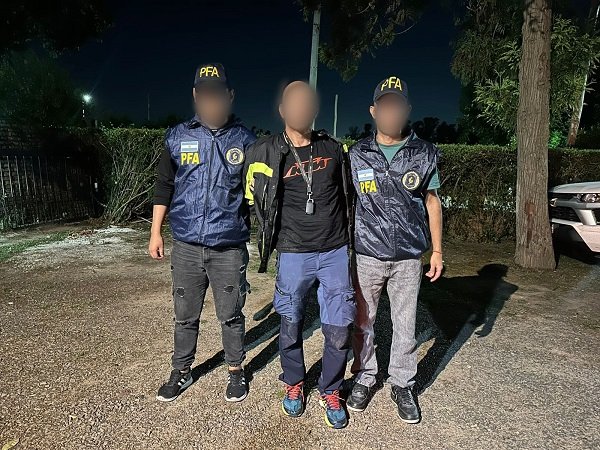 El DFI detuvo a un ex militar prófugo.