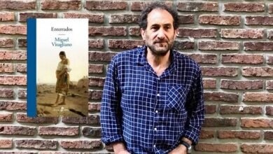 Literatura. “Enterrados” y la potencia de la ficción frente a la historia