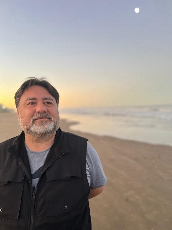 Val Carbone. El músico y cantautor argentino lanzó un nuevo single